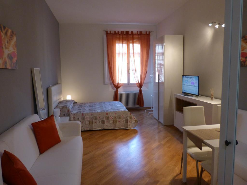 Апартаменти Residenza Piazza Santo Stefano Болонья Екстер'єр фото