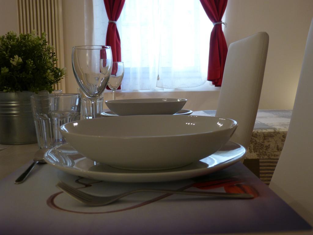 Апартаменти Residenza Piazza Santo Stefano Болонья Екстер'єр фото