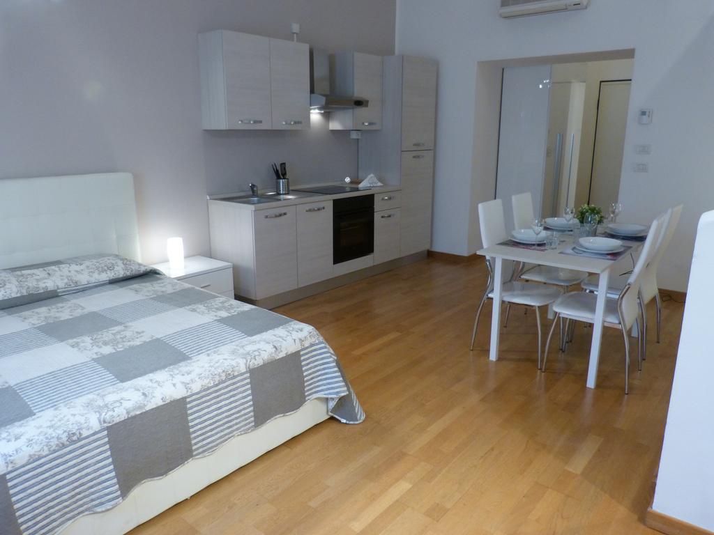 Апартаменти Residenza Piazza Santo Stefano Болонья Екстер'єр фото